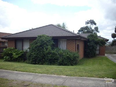 13 Blackwood Drive, Hampton Park