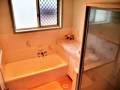 16 Lister Court, Kingaroy