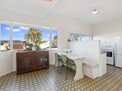 1/5 Argyle Terrace, Milford