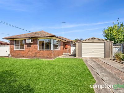 39 Melva Crescent, Whittington