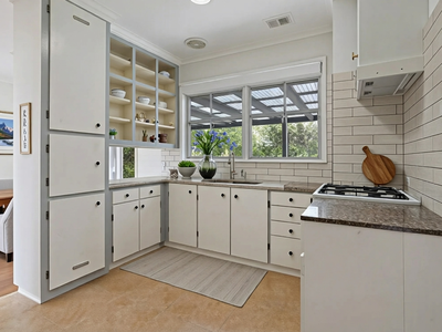 26 Longleaf St, Frankston North