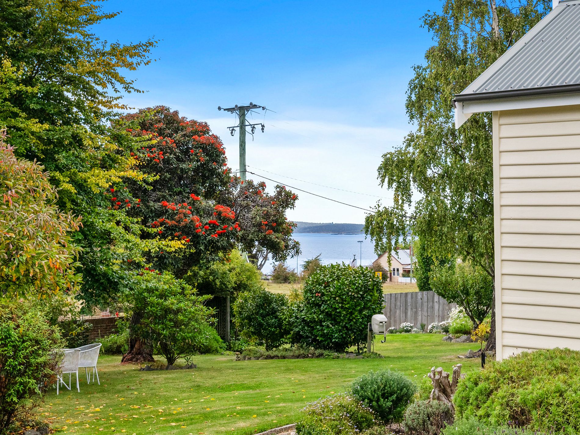 15 Woodbridge Hill Road, Woodbridge