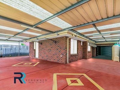 4 FINCHLEY PARK CRESCENT, Tarneit