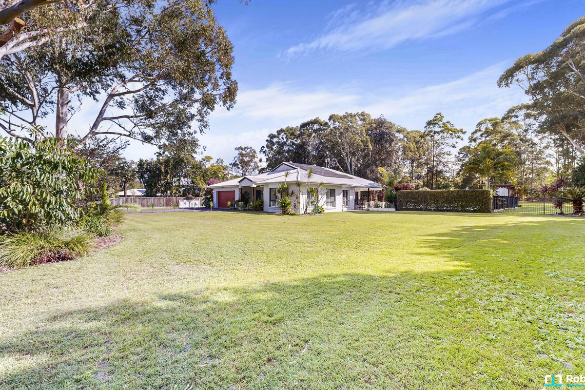 27 Edington Drive, Cooroibah