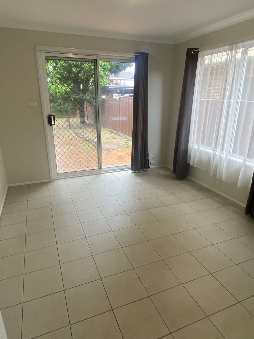 4A Cooper Avenue, Moorebank