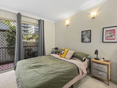 4 / 12 McGregor Avenue, Lutwyche