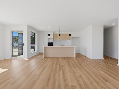 2 / 10 Pimelea Close, George Town