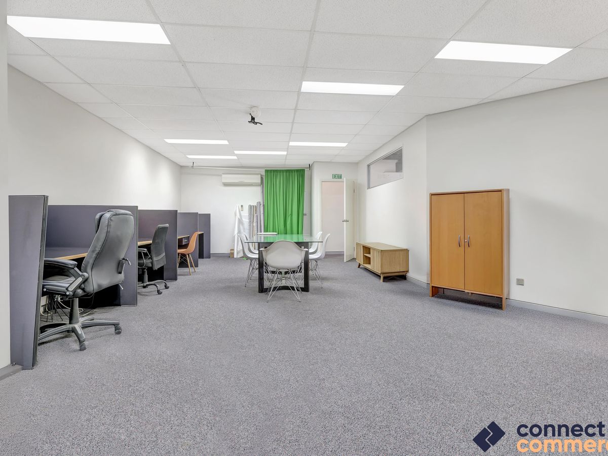 62-64 Siganto Drive, Helensvale