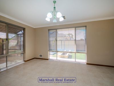 70 Harden Park Trail, Carramar