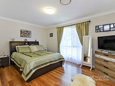 18 Dandenong St, Forest Lake