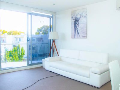 407 / 60 Edgewater Boulevard, Maribyrnong