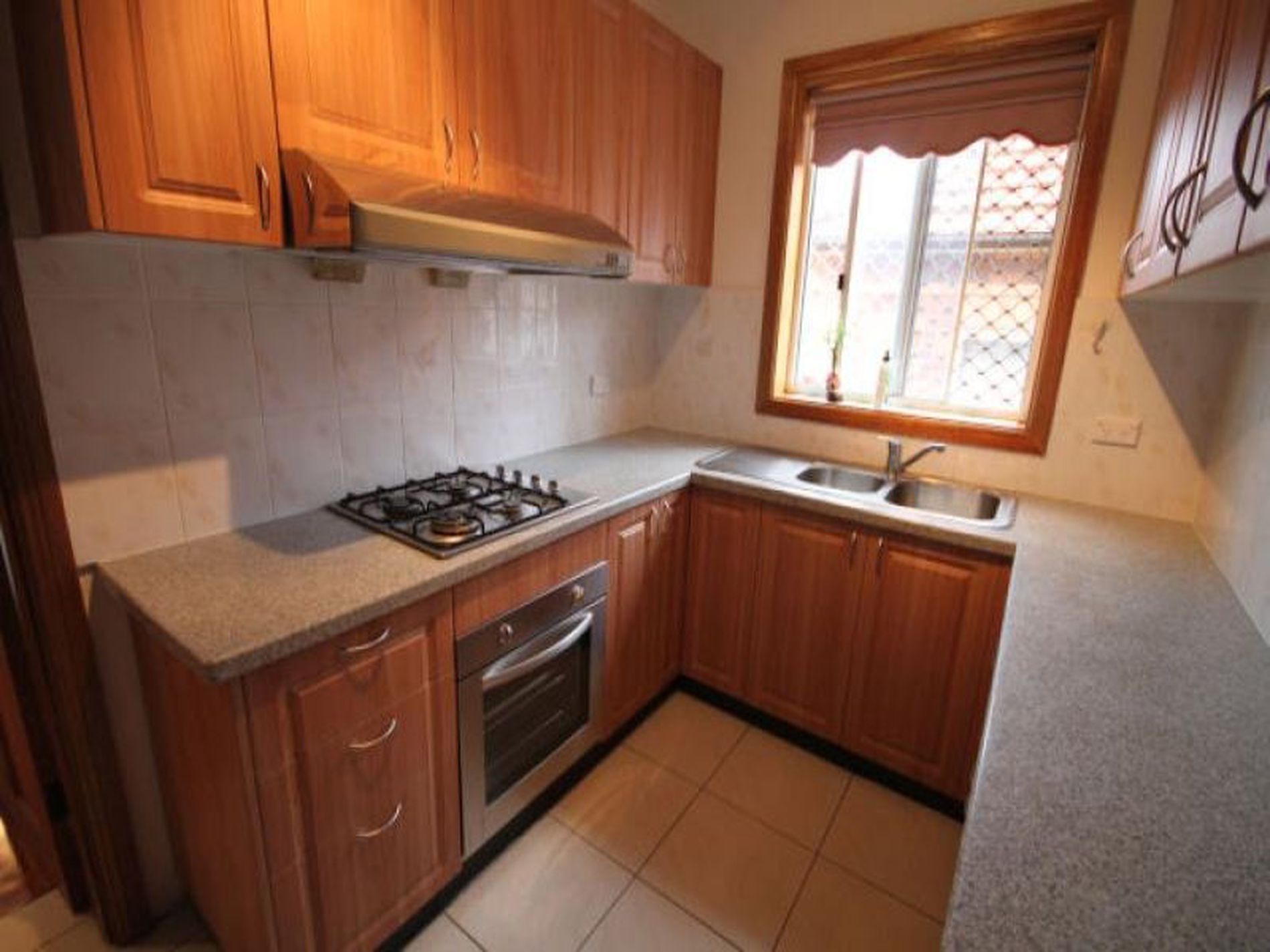 5 Morris AVENUE, Kingsgrove