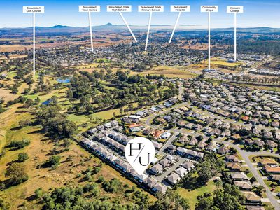 18 / 27 Tequesta Drive, Beaudesert