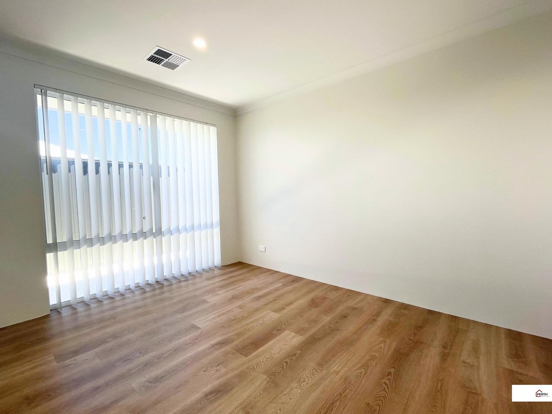 9 Capitola Way, Madora Bay