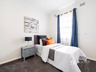 2 Hutchins Avenue, Dubbo