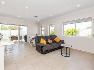 24A Brandon Way, Lynwood