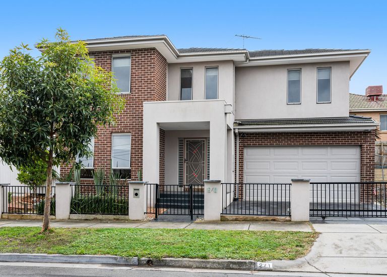 2 / 1 Sylvan Crescent, Ashwood