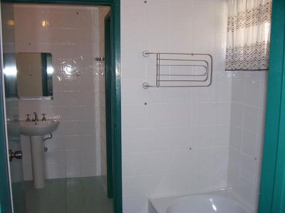9 Waterside  Ave, Sunshine