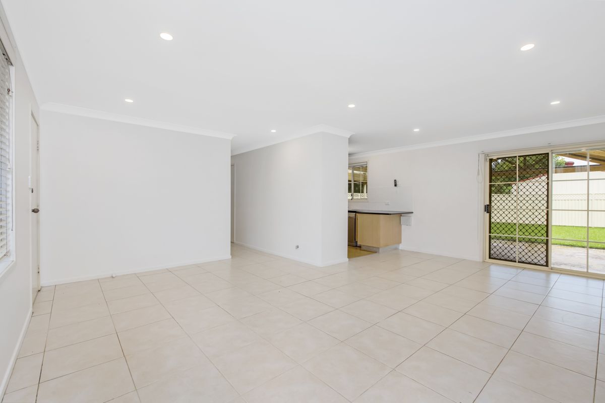 1 Adrian Close, Bateau Bay