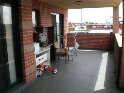 9 / 872-876 CANTERBURY  ROAD, Roselands