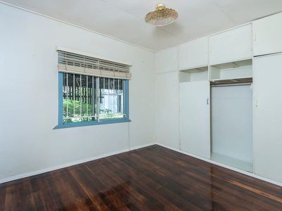 63 Poinciana Street, Inala