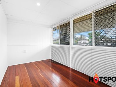 150  Walker Street, Svensson Heights