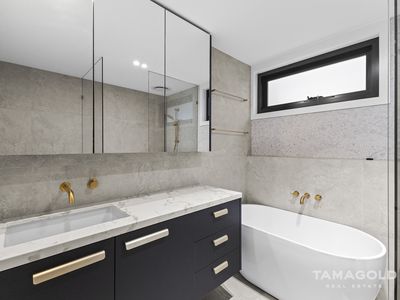 733B Burwood Road, Hawthorn East