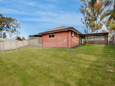 3 Valleyview Cres, Werrington Downs