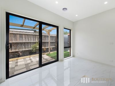 2 / 7 Prince Street, Springvale