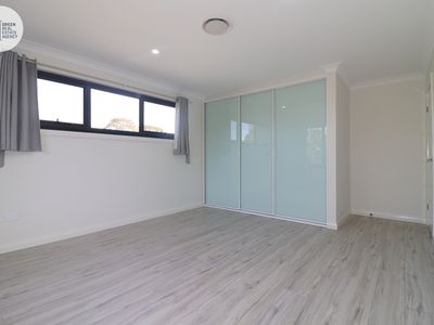 2 / 26 Grand Avenue, West Ryde