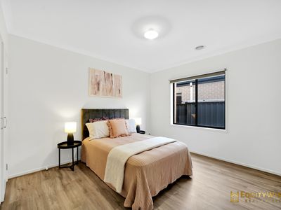 6 Firelight Drive, Tarneit