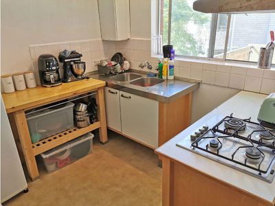 5 / 8 Bortfield Drive, Chiswick