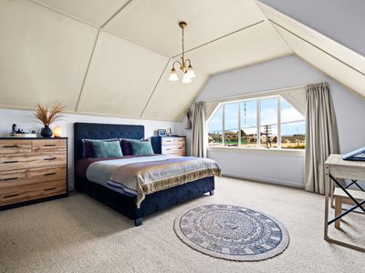 54 Hawthorn Avenue, Mornington