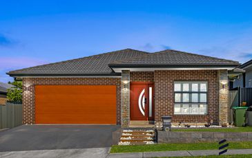 37 Crowley Boulevard, Claymore
