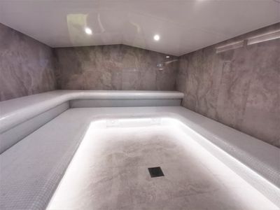 608 / 25 O'Sullivan Road, Glen Waverley