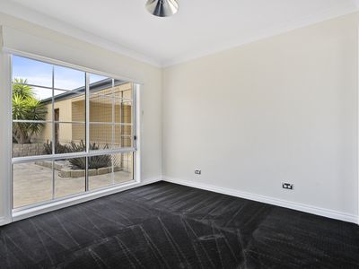 6 Englefield Drive, Margate