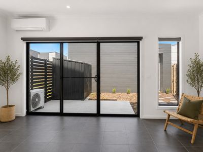 10 Kobe Street, Deanside