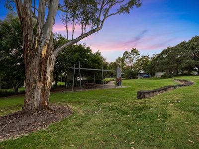 24 24 Barrington Crescent, Wakerley