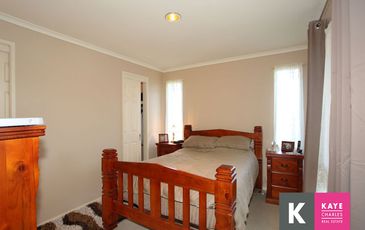 8 Grant Court, Beaconsfield Upper
