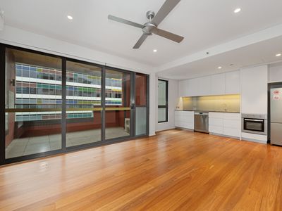 501 / 18 Buckley Walk, Docklands