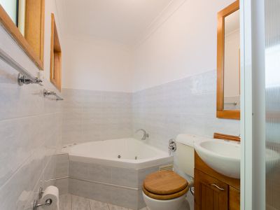 28 The Avenue, Granville