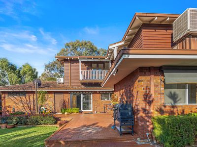 2 Desford Close, Shelley