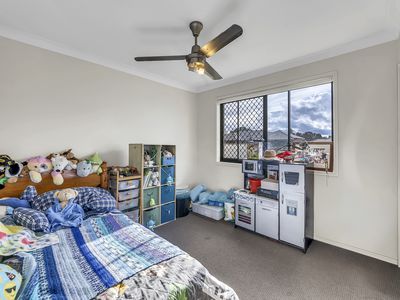 21 RONAYNE CIRCLE, One Mile