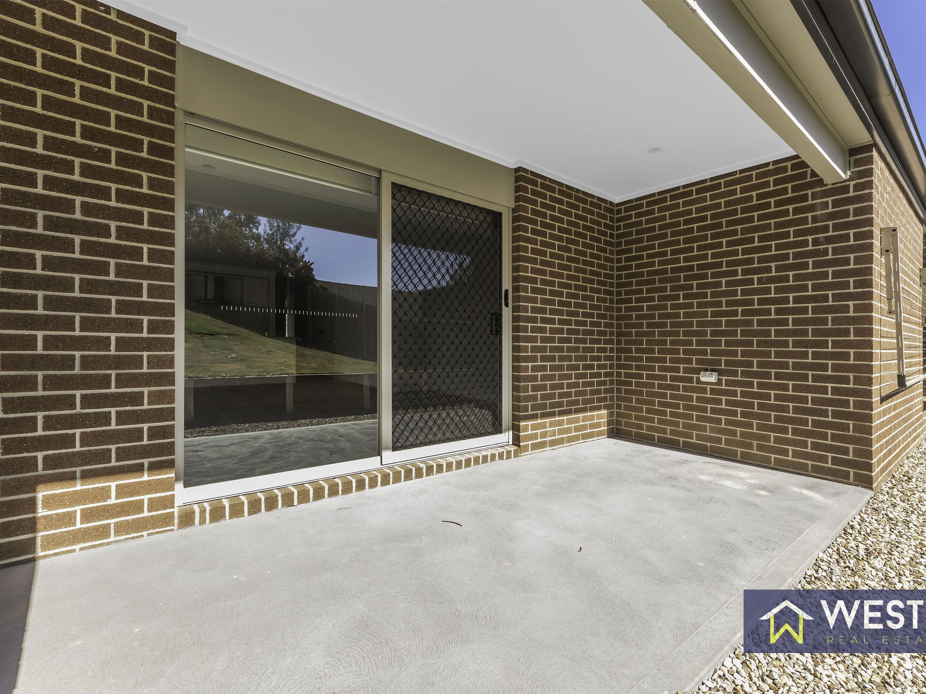 6 Cowley Court, Canadian Westo Real Estate