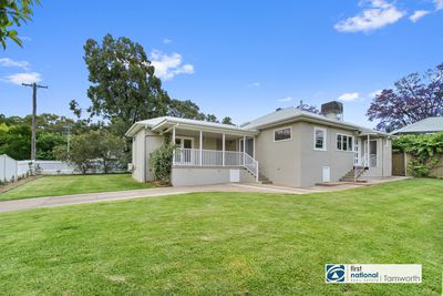 53 Macquarie Street, Tamworth