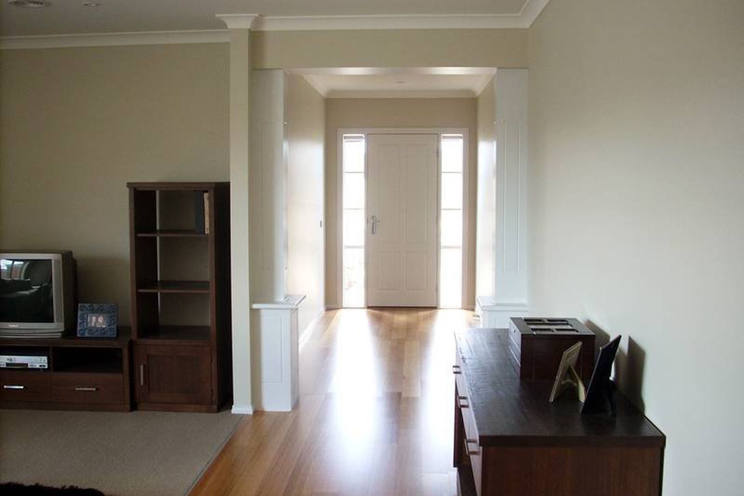 2 Atkins Court - For Rent, Horsham