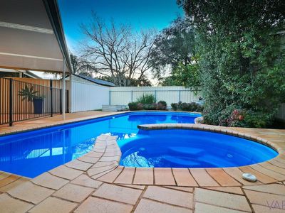68 Mahogany Avenue, Highbury