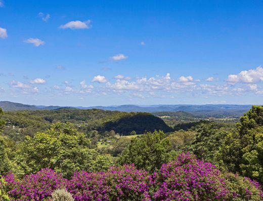 Lifestyle property with views over Eumundi image 11