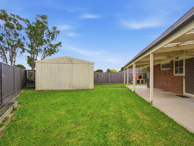6 Brett Court, Sale