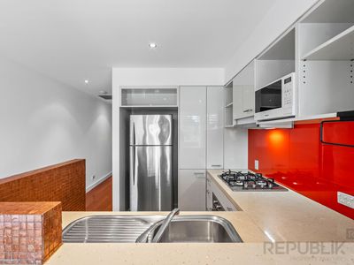 4 / 600 GLADES DRIVE, Robina